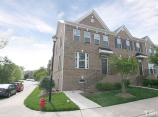 512 N Tunstall Ave, Apex, NC 27502