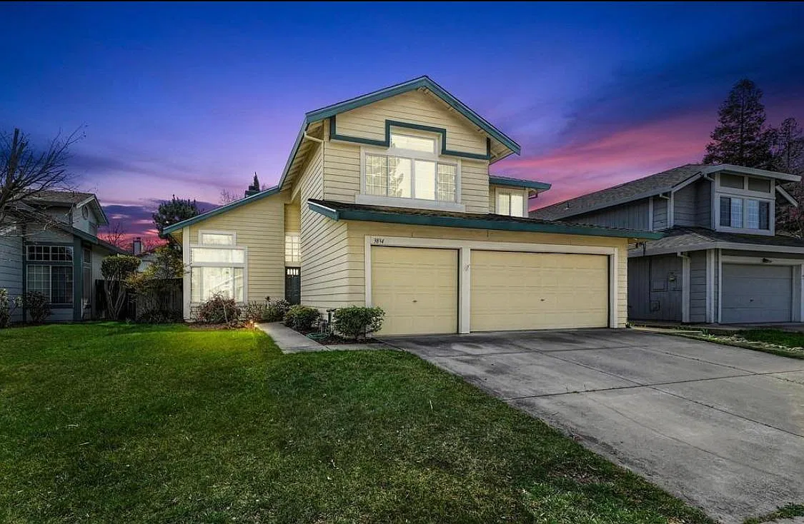3834 Hunters Glen Pl — Photo 1