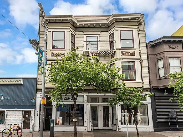 435 Hayes Apartments — Photo 13
