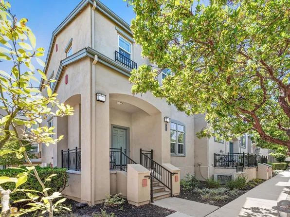 8857 Oliver Pl, Dublin, CA 94568