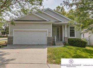 1803 S 172nd Plz, Omaha, NE 68130