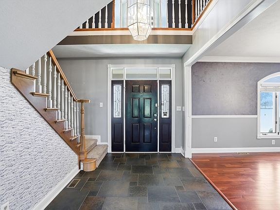 3rd image of 11058 Mallard Way