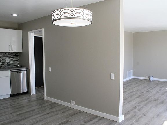 2nd image of 3815 Harrison St APT 103