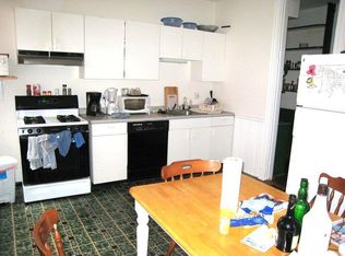29 Chatham St #1, Cambridge, MA 02139