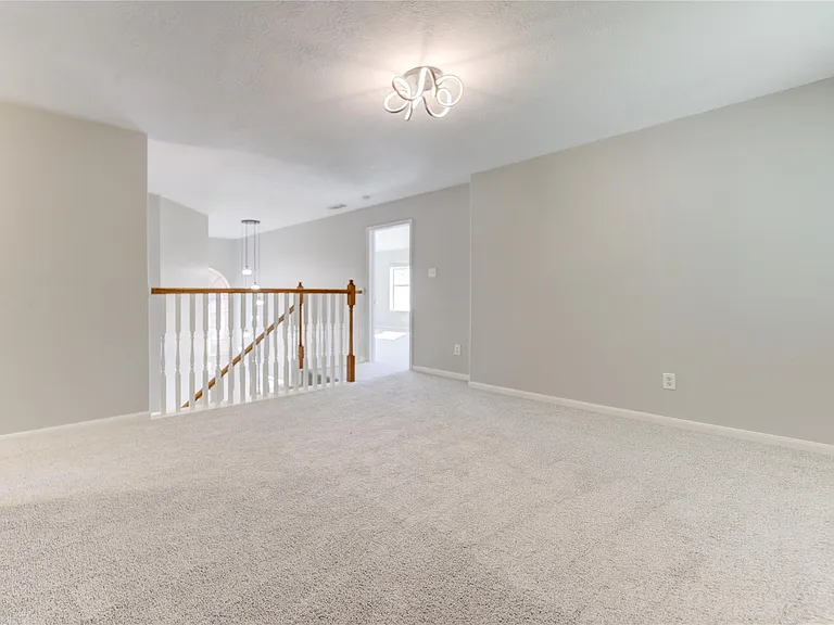 12207 Lakewood Glade Ct — Photo 41