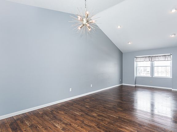 5th image of 2223 Providence Blvd