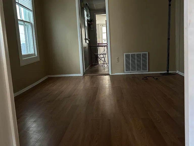 127 Broadway #127 — Photo 13