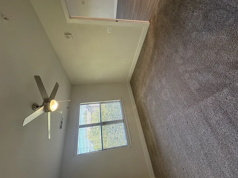 The Kirkwood Apartments at Edgewood — Photo 80