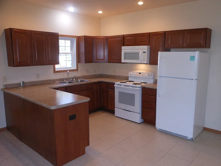 2000 Okray Ave #2000 — Photo 6