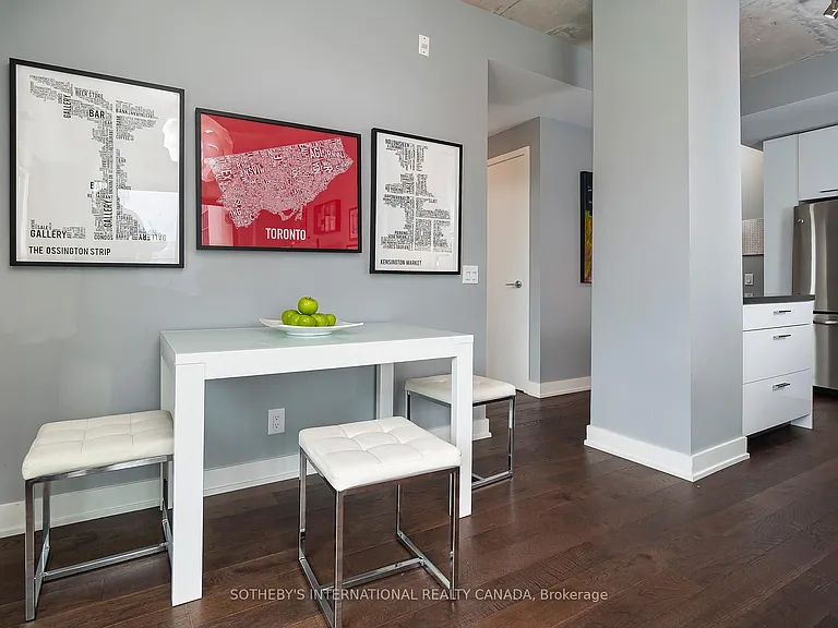 2 Gladstone Ave #706 — Photo 4