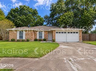 10823 Sagecrest Ln, Houston, TX 77089