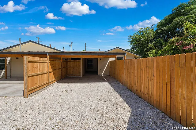 2714 Nacogdoches Rd — Photo 15