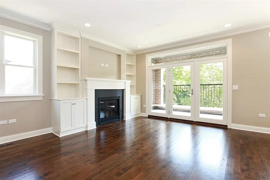 Building Photo - 4048 N Kenmore Ave #2SW