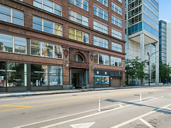 4th image of 161 W Harrison St Unit 1204