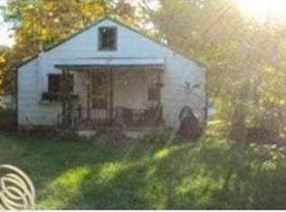 309 Eubank St, Novi, MI 48377