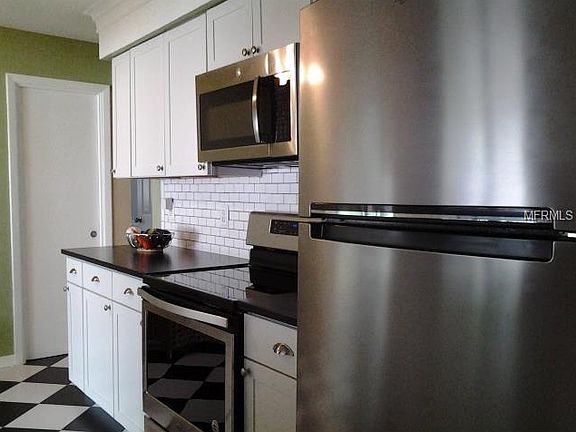 5th image of 1833 Bellemeade Dr