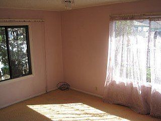 5th image of 102 Toyon Ave