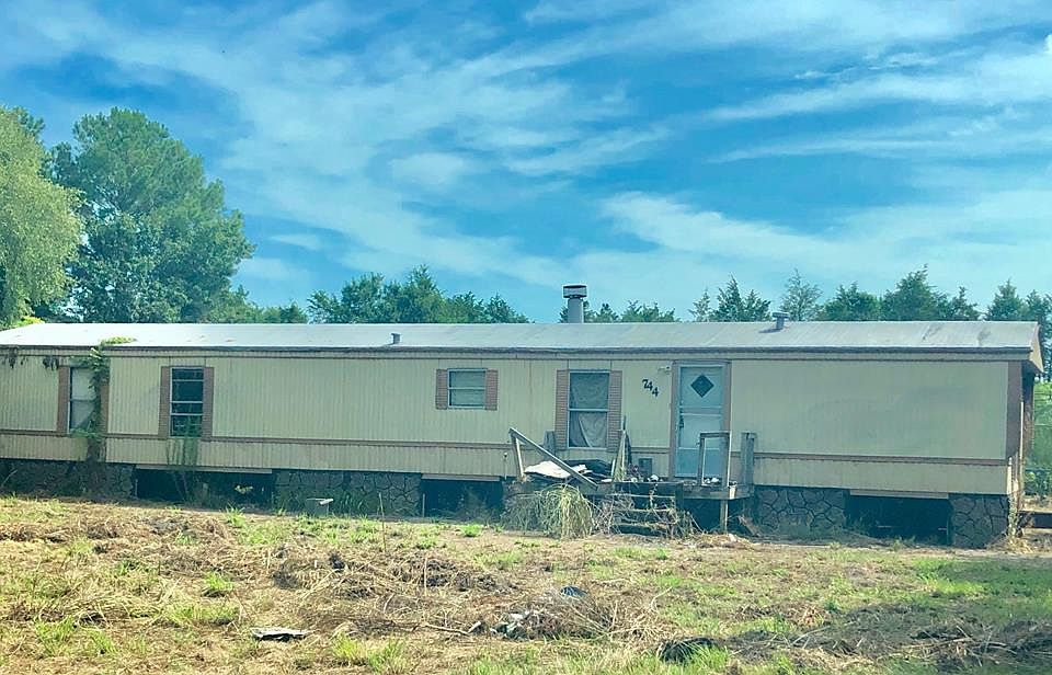 1st image of 744 Old Hwy #111