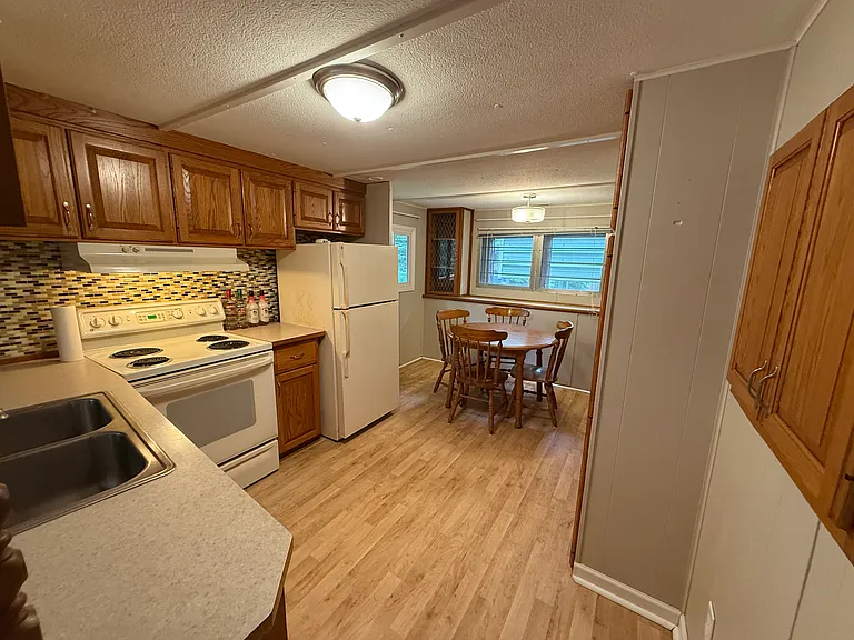 21 Spivey Lake Dr — Photo 5