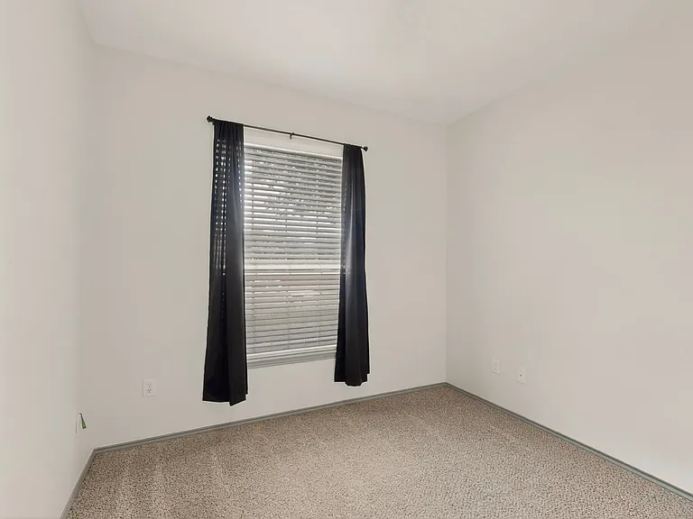 1409 Clear Creek Dr — Photo 34