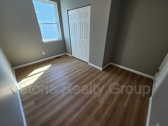 4th image of 1162 W Ewing St
