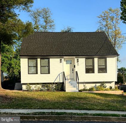448 Melvin Ave, Glendora, NJ 08029
