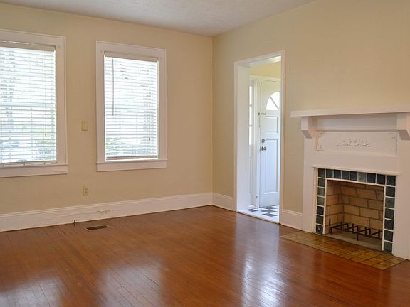 4th image of 7619 Sherwood St