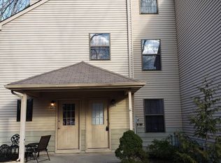 200 Daisy Ct, Jackson, NJ 08527