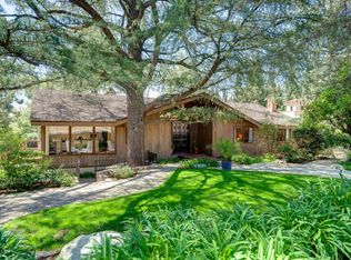 1428 Hacienda Dr, La Canada Flintridge, CA 91011