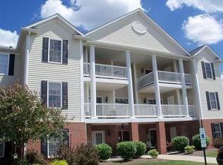 1263 Lauren Crest St SW, Hartville, OH 44632