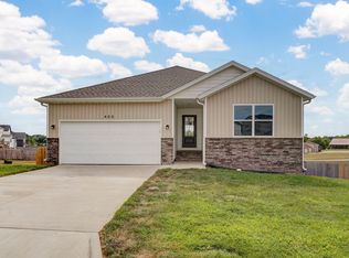 405 N Pine Leaf Road, Nixa, MO 65714