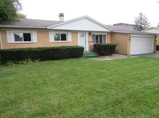 1051 Leahy Cir E, Des Plaines, IL
