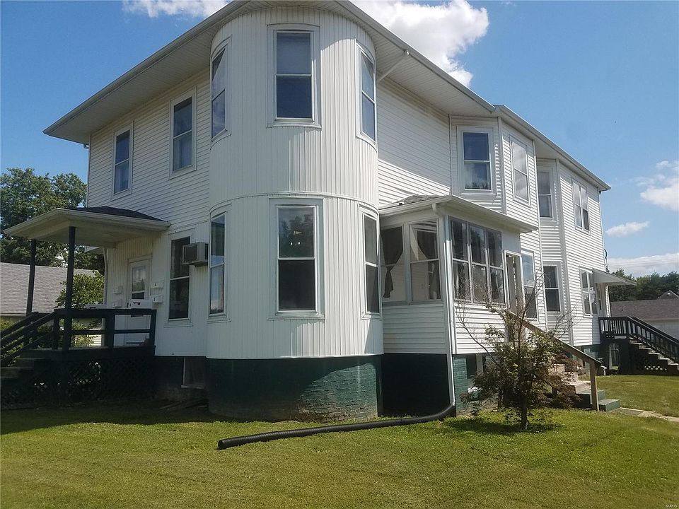1st image of 422 W Wood St
