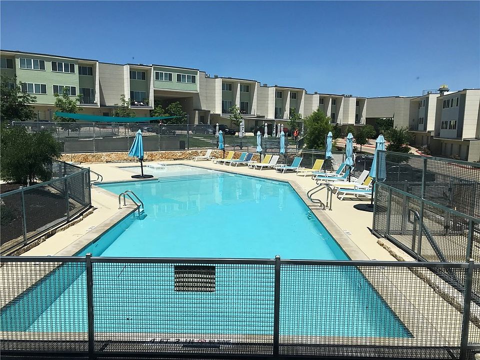 1st image of 604 N Bluff Dr Unit 223