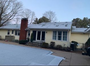 554 W Chestnut St, Brockton, MA 02301