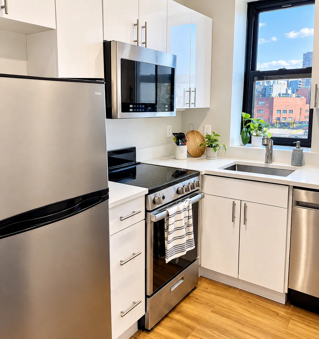 2 bed, 1.0 bath, 545 sqft, $3,200 — Photo 1