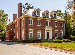 130 Grosvenor Rd, Rochester, NY 14610