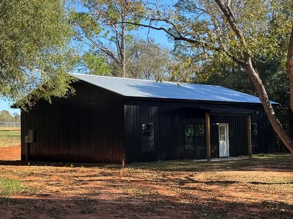 8622 Judge Logue Rd, Newton, AL 36352