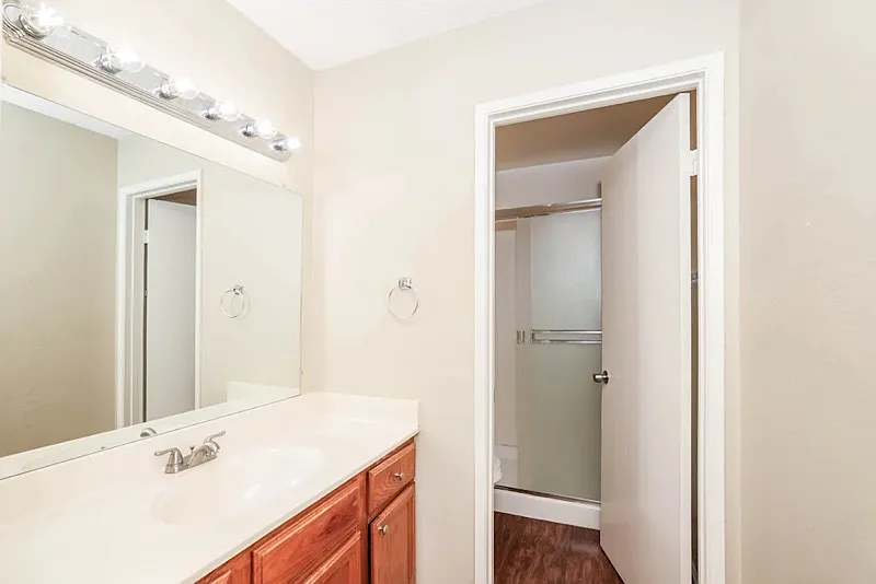 4 bed, 1563 sqft, $3,095 — Photo 1