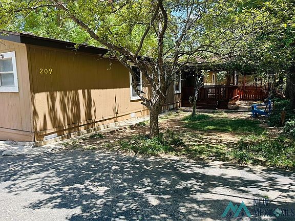 5th image of 209 Mockingbird Ln