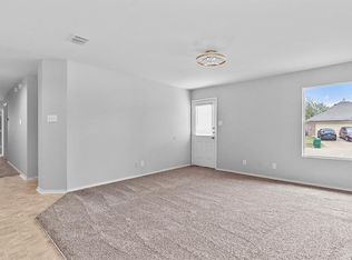 500 Canvas Ct #500, Crowley, TX 76036