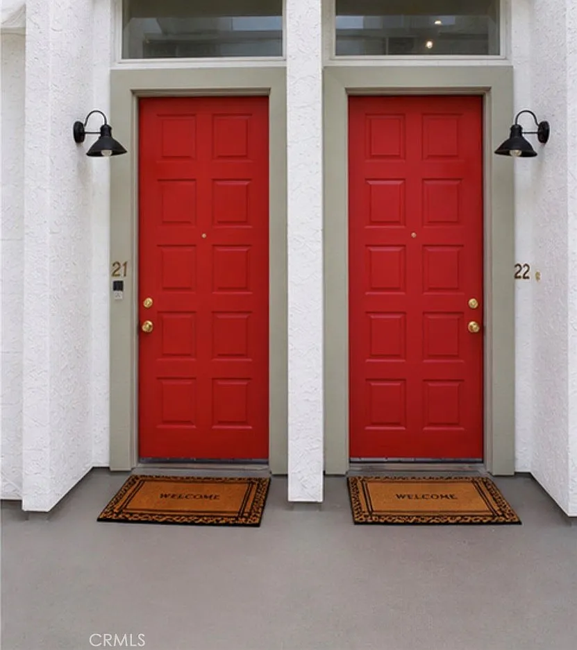 2 bed, 1136 sqft, $3,400 — Photo 2