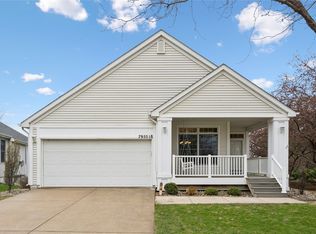 7955 Wistful Vista Dr Unit 18, West Des Moines, IA 50266