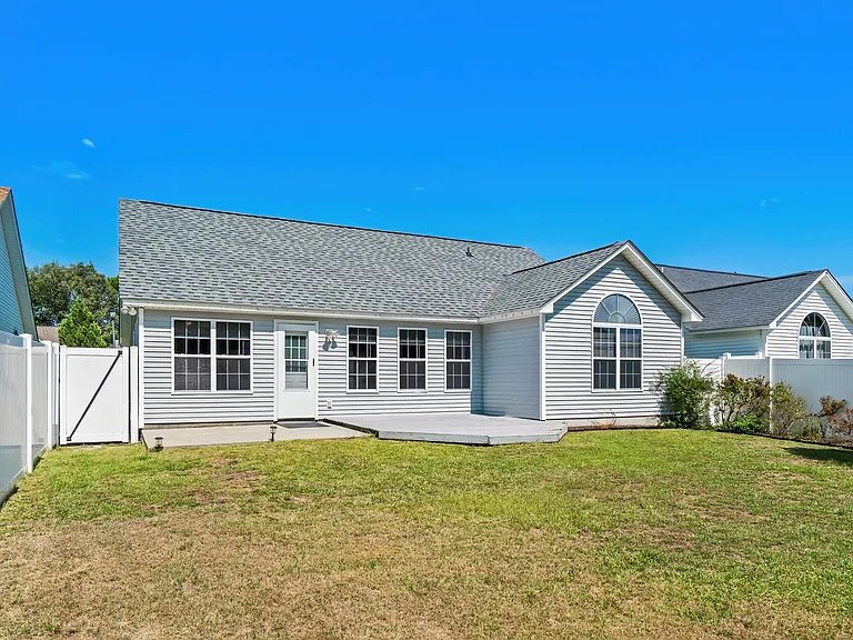 4681 Southgate Pkwy — Photo 20