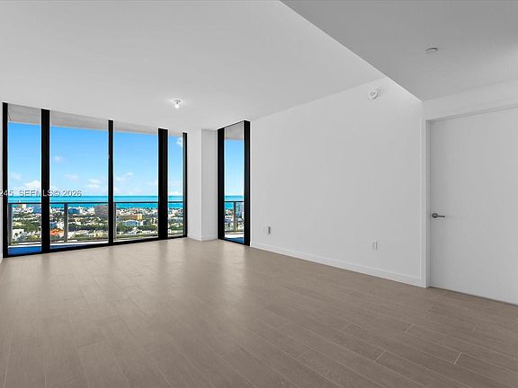 5th image of 500 Alton Rd Unit 2402