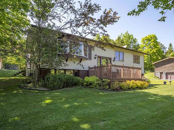3rd image of 503 Howard Gnesen Rd