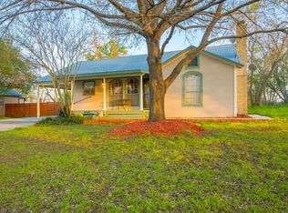 301 E Brenham St, Elgin, TX 78621