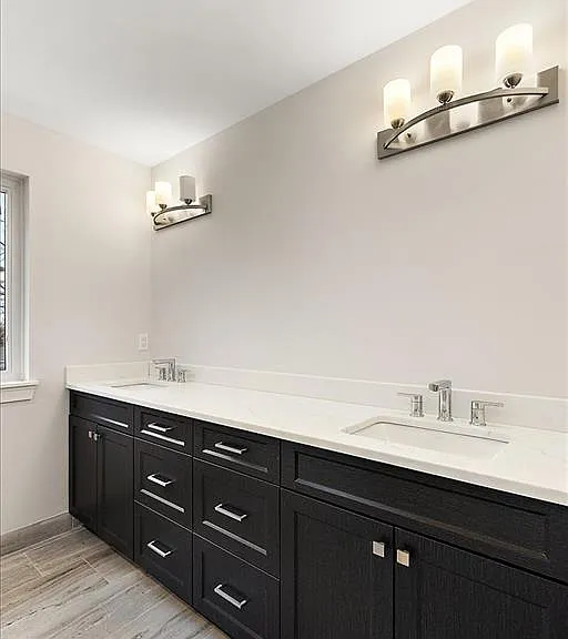 2921 Walsh Dr — Photo 33