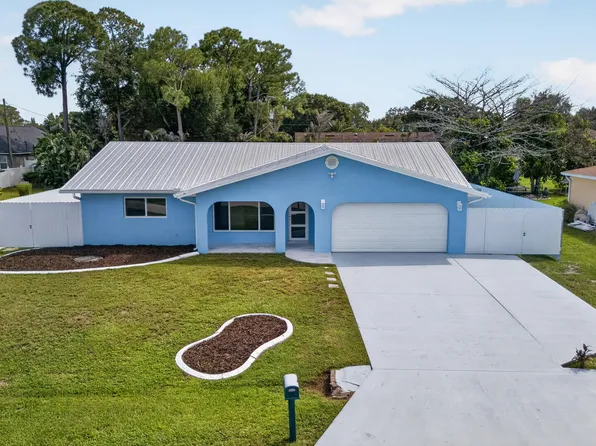 242 SE Duxbury Avenue, Port St Lucie, FL 34983