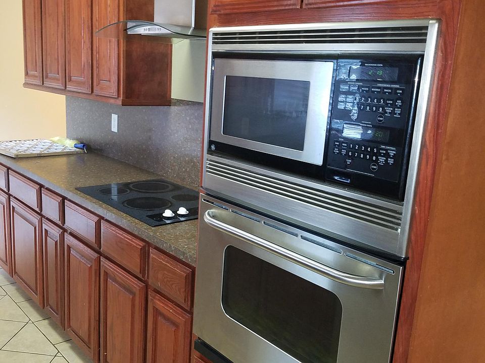 2nd image of 1810A S Winston Ln